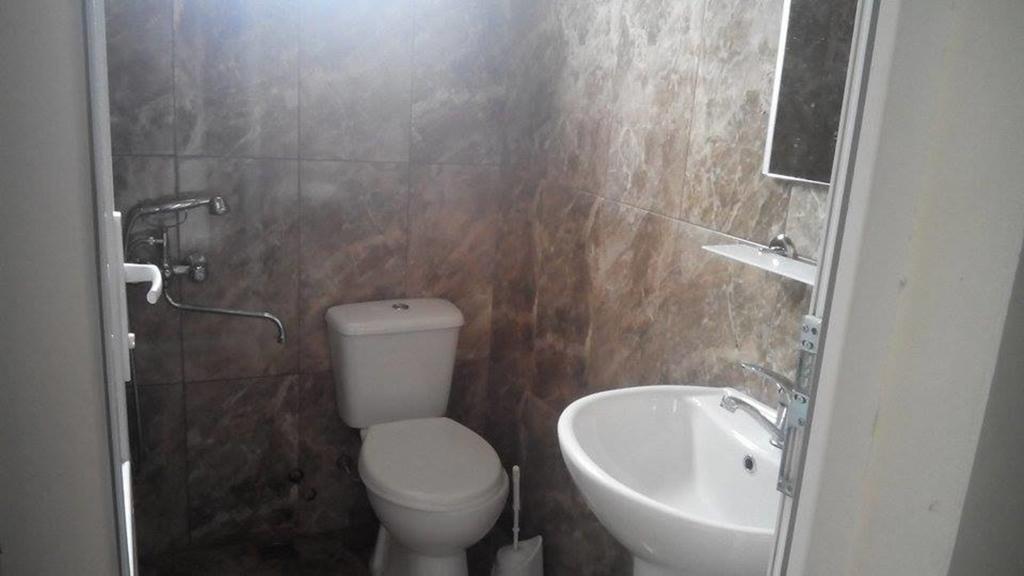 Guest House Батумі Екстер'єр фото